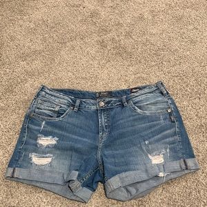 Silver boyfriend distressed midi short